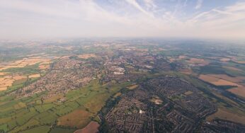 Когда начислять НДС при продаже и покупке застроенной земли