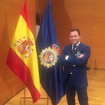 Jes%C3%BAs Ruiz Ballesteros Ingresa En La Orden Del Merito Policial 340x340
